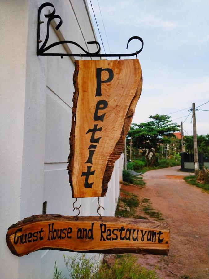 Petit Guest House Negombo Eksteriør bilde